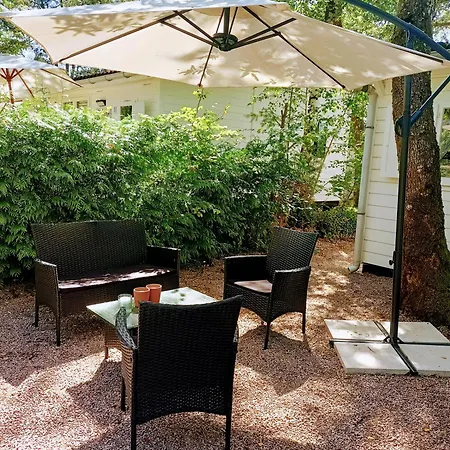 Cozy Retreat In 木屋 Champs-Romain